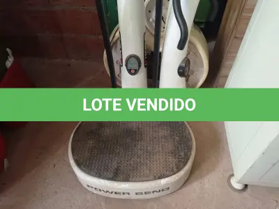 LOTE 525 - 02 APARELHOS DE GINASTICA. (NO ESTADO) ATENÇÃO! FAZER A VISITAÇÃO ANTES DE ARREMATAR, NÃO SABEMOS SE FUNCIONA. LEILÃO NÃO TEM GARANTIA E NEM DEVOLUÇÃO, SUJEITO A POSSÍVEIS AVARIAS VISÍVEIS/OCULTAS E/OU AUSÊNCIA DE COMPONENTES.