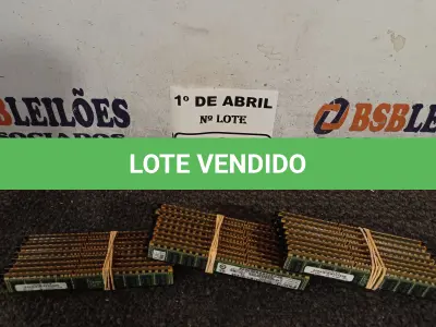 LOTE 308 - 01 LOTE COM VÁRIAS MEMORIAS MARCAS E MODELOS DIVERSOS. (NO ESTADO) ATENÇÃO! FAZER A VISITAÇÃO ANTES DE ARREMATAR, NÃO SABEMOS SE FUNCIONA. LEILÃO NÃO TEM GARANTIA E NEM DEVOLUÇÃO, SUJEITO A POSSÍVEIS AVARIAS VISÍVEIS/OCULTAS E/OU AUSÊNCIA DE COMPONENTES.