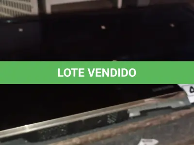 LOTE 447 - 01 TV SAMSUNG PARA RETIRADA DE PEÇAS. (NO ESTADO) ATENÇÃO! FAZER A VISITAÇÃO ANTES DE ARREMATAR, NÃO SABEMOS SE FUNCIONA. LEILÃO NÃO TEM GARANTIA E NEM DEVOLUÇÃO, SUJEITO A POSSÍVEIS AVARIAS VISÍVEIS/OCULTAS E/OU AUSÊNCIA DE COMPONENTES.