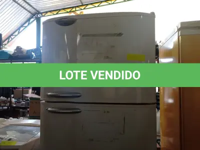 LOTE 506 - 01 GELADEIRA DUPLEX 220V. (NO ESTADO) ATENÇÃO! FAZER A VISITAÇÃO ANTES DE ARREMATAR, NÃO SABEMOS SE FUNCIONA. LEILÃO NÃO TEM GARANTIA E NEM DEVOLUÇÃO, SUJEITO A POSSÍVEIS AVARIAS VISÍVEIS/OCULTAS E/OU AUSÊNCIA DE COMPONENTES.