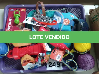 LOTE 249 - 01 LOTE COM VÁRIOS ACESSÓRIOS PARA PET’S. (NO ESTADO) ATENÇÃO! FAZER A VISITAÇÃO ANTES DE ARREMATAR, NÃO SABEMOS SE FUNCIONA. LEILÃO NÃO TEM GARANTIA E NEM DEVOLUÇÃO, SUJEITO A POSSÍVEIS AVARIAS VISÍVEIS/OCULTAS E/OU AUSÊNCIA DE COMPONENTES.