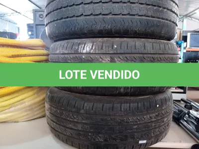 LOTE 383 - 04 PNEUS USADOS MEDIDAS DIVERSAS. (NO ESTADO) ATENÇÃO! FAZER A VISITAÇÃO ANTES DE ARREMATAR, NÃO SABEMOS SE FUNCIONA. LEILÃO NÃO TEM GARANTIA E NEM DEVOLUÇÃO, SUJEITO A POSSÍVEIS AVARIAS VISÍVEIS/OCULTAS E/OU AUSÊNCIA DE COMPONENTES.