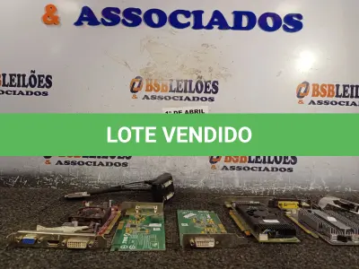 LOTE 316 - 01 LOTE COM VÁRIAS PLACAS DE VÍDEO MARCAS E MODELOS DIVERSOS. (NO ESTADO) ATENÇÃO! FAZER A VISITAÇÃO ANTES DE ARREMATAR, NÃO SABEMOS SE FUNCIONA. LEILÃO NÃO TEM GARANTIA E NEM DEVOLUÇÃO, SUJEITO A POSSÍVEIS AVARIAS VISÍVEIS/OCULTAS E/OU AUSÊNCIA DE COMPONENTES.
