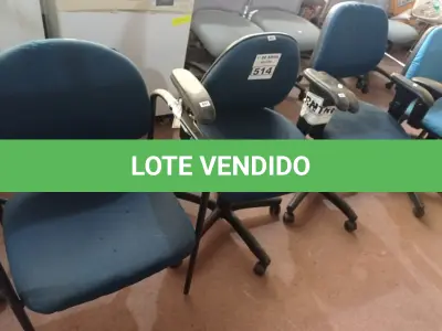 LOTE 514 - 03 CADEIRAS DE ESCRITÓRIO SENDO 01 COM BASE FIXA. (NO ESTADO) ATENÇÃO! FAZER A VISITAÇÃO ANTES DE ARREMATAR, NÃO SABEMOS SE FUNCIONA. LEILÃO NÃO TEM GARANTIA E NEM DEVOLUÇÃO, SUJEITO A POSSÍVEIS AVARIAS VISÍVEIS/OCULTAS E/OU AUSÊNCIA DE COMPONENTES.