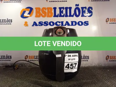LOTE 457 - 01 AIR FRY MARCA CADENCE. (NO ESTADO) ATENÇÃO! FAZER A VISITAÇÃO ANTES DE ARREMATAR, NÃO SABEMOS SE FUNCIONA. LEILÃO NÃO TEM GARANTIA E NEM DEVOLUÇÃO, SUJEITO A POSSÍVEIS AVARIAS VISÍVEIS/OCULTAS E/OU AUSÊNCIA DE COMPONENTES.