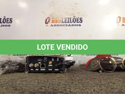 LOTE 309 - 01 APARELHO CINEBOX E 01 ÓCULOS.  (NO ESTADO) ATENÇÃO! FAZER A VISITAÇÃO ANTES DE ARREMATAR, NÃO SABEMOS SE FUNCIONA. LEILÃO NÃO TEM GARANTIA E NEM DEVOLUÇÃO, SUJEITO A POSSÍVEIS AVARIAS VISÍVEIS/OCULTAS E/OU AUSÊNCIA DE COMPONENTES.