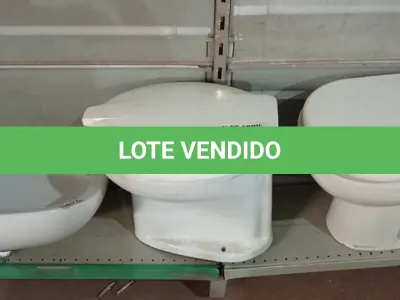 LOTE 478 - 02 VASOS SANITÁRIO E 01 CUBA PARA LAVATÓRIO. (NO ESTADO) ATENÇÃO! FAZER A VISITAÇÃO ANTES DE ARREMATAR, NÃO SABEMOS SE FUNCIONA. LEILÃO NÃO TEM GARANTIA E NEM DEVOLUÇÃO, SUJEITO A POSSÍVEIS AVARIAS VISÍVEIS/OCULTAS E/OU AUSÊNCIA DE COMPONENTES.
