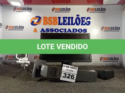 LOTE 326 - 01 MONITOR, 01 SUPORTE ARTICULADO E 01 MICROFONE. (NO ESTADO) ATENÇÃO! FAZER A VISITAÇÃO ANTES DE ARREMATAR, NÃO SABEMOS SE FUNCIONA. LEILÃO NÃO TEM GARANTIA E NEM DEVOLUÇÃO, SUJEITO A POSSÍVEIS AVARIAS VISÍVEIS/OCULTAS E/OU AUSÊNCIA DE COMPONENTES.