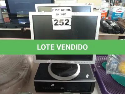 LOTE 252 - 01 CPU E 03 MONITORES MARCAS E MODELOS DIVERSOS. (NO ESTADO) ATENÇÃO! FAZER A VISITAÇÃO ANTES DE ARREMATAR, NÃO SABEMOS SE FUNCIONA. LEILÃO NÃO TEM GARANTIA E NEM DEVOLUÇÃO, SUJEITO A POSSÍVEIS AVARIAS VISÍVEIS/OCULTAS E/OU AUSÊNCIA DE COMPONENTES.