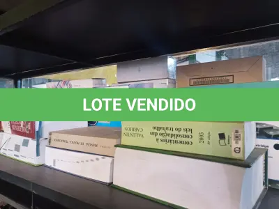LOTE 444 - 01 LOTE COM VÁRIOS TONNER E LIVROS DIVERSOS. (NO ESTADO) ATENÇÃO! FAZER A VISITAÇÃO ANTES DE ARREMATAR, NÃO SABEMOS SE FUNCIONA. LEILÃO NÃO TEM GARANTIA E NEM DEVOLUÇÃO, SUJEITO A POSSÍVEIS AVARIAS VISÍVEIS/OCULTAS E/OU AUSÊNCIA DE COMPONENTES.