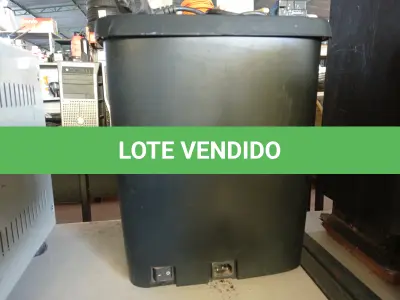 LOTE 275 - 01 CAFETEIRA. (NO ESTADO) ATENÇÃO! FAZER A VISITAÇÃO ANTES DE ARREMATAR, NÃO SABEMOS SE FUNCIONA. LEILÃO NÃO TEM GARANTIA E NEM DEVOLUÇÃO, SUJEITO A POSSÍVEIS AVARIAS VISÍVEIS/OCULTAS E/OU AUSÊNCIA DE COMPONENTES.