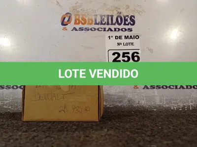 LOTE 256 - 01 BATERIA 20V DE 5AH MARCA DEWALT. (NOVA). (NO ESTADO)