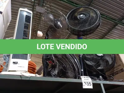 LOTE 035 - 06 VENTILADORES MARCAS E MODELOS DIVERSOS. (NO ESTADO) ATENÇÃO! FAZER A VISITAÇÃO ANTES DE ARREMATAR, NÃO SABEMOS SE FUNCIONA. LEILÃO NÃO TEM GARANTIA E NEM DEVOLUÇÃO, SUJEITO A POSSÍVEIS AVARIAS VISÍVEIS/OCULTAS E/OU AUSÊNCIA DE COMPONENTES.
