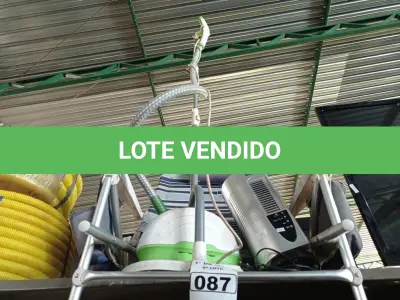 LOTE 087 - 01 CADEIRA DE PRAIA, 01 PASSADEIRA A VAPOR E 01 VENTILADOR. (NO ESTADO) ATENÇÃO! FAZER A VISITAÇÃO ANTES DE ARREMATAR, NÃO SABEMOS SE FUNCIONA. LEILÃO NÃO TEM GARANTIA E NEM DEVOLUÇÃO, SUJEITO A POSSÍVEIS AVARIAS VISÍVEIS/OCULTAS E/OU AUSÊNCIA DE COMPONENTES.