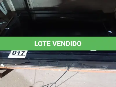 LOTE 017 - 01 TV SONY 32” POL PARA RETIRADA DE PEÇAS. (NO ESTADO) ATENÇÃO! FAZER A VISITAÇÃO ANTES DE ARREMATAR, NÃO SABEMOS SE FUNCIONA. LEILÃO NÃO TEM GARANTIA E NEM DEVOLUÇÃO, SUJEITO A POSSÍVEIS AVARIAS VISÍVEIS/OCULTAS E/OU AUSÊNCIA DE COMPONENTES.