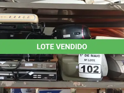 LOTE 102 - 03 APARELHOS DE SOM, 01 RADIO RELÓGIO E 07 APARELHOS DE DVD MARCAS E MODELOS DIVERSOS. (NO ESTADO) ATENÇÃO! FAZER A VISITAÇÃO ANTES DE ARREMATAR, NÃO SABEMOS SE FUNCIONA. LEILÃO NÃO TEM GARANTIA E NEM DEVOLUÇÃO, SUJEITO A POSSÍVEIS AVARIAS VISÍVEIS/OCULTAS E/OU AUSÊNCIA DE COMPONENTES.