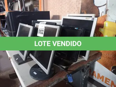 LOTE 002 - 07 MONITORES MARCAS E MODELOS DIVERSOS PARA RETIRADA DE PEÇAS. (NO ESTADO) ATENÇÃO! FAZER A VISITAÇÃO ANTES DE ARREMATAR, NÃO SABEMOS SE FUNCIONA. LEILÃO NÃO TEM GARANTIA E NEM DEVOLUÇÃO, SUJEITO A POSSÍVEIS AVARIAS VISÍVEIS/OCULTAS E/OU AUSÊNCIA DE COMPONENTES.