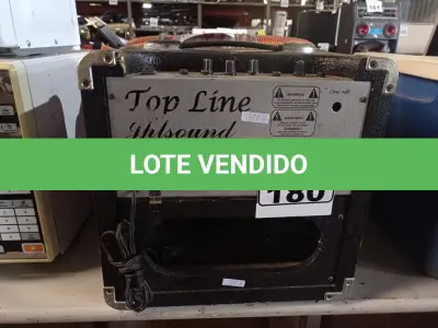LOTE 180 - 01 CAIXA DE SOM AMPLIFICADA PARA GUITARRA. (NO ESTADO) ATENÇÃO! FAZER A VISITAÇÃO ANTES DE ARREMATAR, NÃO SABEMOS SE FUNCIONA. LEILÃO NÃO TEM GARANTIA E NEM DEVOLUÇÃO, SUJEITO A POSSÍVEIS AVARIAS VISÍVEIS/OCULTAS E/OU AUSÊNCIA DE COMPONENTES.