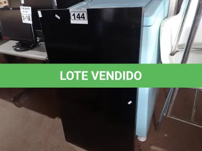 LOTE 144 - 01 TELA DE PROPAGANDA ELETRÔNICA. (NO ESTADO) ATENÇÃO! FAZER A VISITAÇÃO ANTES DE ARREMATAR, NÃO SABEMOS SE FUNCIONA. LEILÃO NÃO TEM GARANTIA E NEM DEVOLUÇÃO, SUJEITO A POSSÍVEIS AVARIAS VISÍVEIS/OCULTAS E/OU AUSÊNCIA DE COMPONENTES.