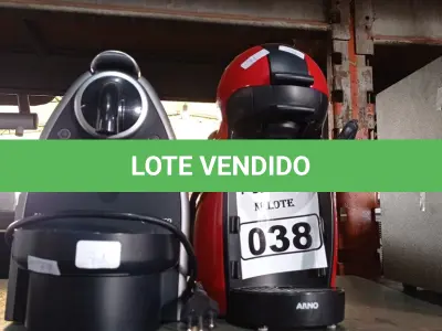 LOTE 038 - 01 CAFETEIRA NESPRESSO E 01 CAFETEIRA DOLCE GUSTO. (NO ESTADO) ATENÇÃO! FAZER A VISITAÇÃO ANTES DE ARREMATAR, NÃO SABEMOS SE FUNCIONA. LEILÃO NÃO TEM GARANTIA E NEM DEVOLUÇÃO, SUJEITO A POSSÍVEIS AVARIAS VISÍVEIS/OCULTAS E/OU AUSÊNCIA DE COMPONENTES.