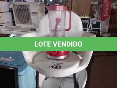 LOTE 143 - 02 CADEIRAS COM BASE CROMADA E 01 LIQUIDIFICADOR. (NO ESTADO) ATENÇÃO! FAZER A VISITAÇÃO ANTES DE ARREMATAR, NÃO SABEMOS SE FUNCIONA. LEILÃO NÃO TEM GARANTIA E NEM DEVOLUÇÃO, SUJEITO A POSSÍVEIS AVARIAS VISÍVEIS/OCULTAS E/OU AUSÊNCIA DE COMPONENTES.
