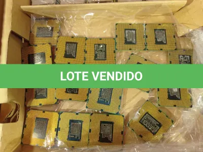 LOTE 217 - 01 CAIXA COM 26 PROCESSADORES 11/55-1156. (NO ESTADO) ATENÇÃO! FAZER A VISITAÇÃO ANTES DE ARREMATAR, NÃO SABEMOS SE FUNCIONA. LEILÃO NÃO TEM GARANTIA E NEM DEVOLUÇÃO, SUJEITO A POSSÍVEIS AVARIAS VISÍVEIS/OCULTAS E/OU AUSÊNCIA DE COMPONENTES.