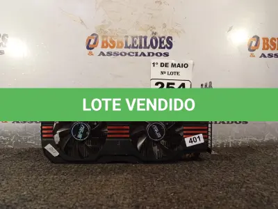 LOTE 254 - 01 PLACA DE VÍDEO MARCA ASUS MODELO JTX-570. (NO ESTADO) ATENÇÃO! FAZER A VISITAÇÃO ANTES DE ARREMATAR, NÃO SABEMOS SE FUNCIONA. LEILÃO NÃO TEM GARANTIA E NEM DEVOLUÇÃO, SUJEITO A POSSÍVEIS AVARIAS VISÍVEIS/OCULTAS E/OU AUSÊNCIA DE COMPONENTES.