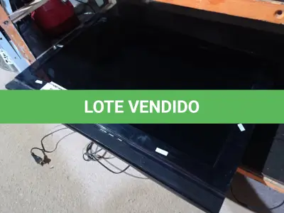 LOTE 017 - 01 TV SONY 32” POL PARA RETIRADA DE PEÇAS. (NO ESTADO) ATENÇÃO! FAZER A VISITAÇÃO ANTES DE ARREMATAR, NÃO SABEMOS SE FUNCIONA. LEILÃO NÃO TEM GARANTIA E NEM DEVOLUÇÃO, SUJEITO A POSSÍVEIS AVARIAS VISÍVEIS/OCULTAS E/OU AUSÊNCIA DE COMPONENTES.