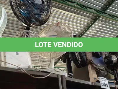 LOTE 095 - 08 VENTILADORES MARCAS E MODELOS DIVERSOS. (NO ESTADO) ATENÇÃO! FAZER A VISITAÇÃO ANTES DE ARREMATAR, NÃO SABEMOS SE FUNCIONA. LEILÃO NÃO TEM GARANTIA E NEM DEVOLUÇÃO, SUJEITO A POSSÍVEIS AVARIAS VISÍVEIS/OCULTAS E/OU AUSÊNCIA DE COMPONENTES.