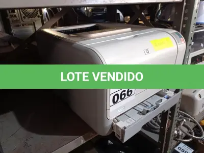 LOTE 066 - 01 IMPRESSORA HP COLOR LASER JET CP1215. (NO ESTADO) ATENÇÃO! FAZER A VISITAÇÃO ANTES DE ARREMATAR, NÃO SABEMOS SE FUNCIONA. LEILÃO NÃO TEM GARANTIA E NEM DEVOLUÇÃO, SUJEITO A POSSÍVEIS AVARIAS VISÍVEIS/OCULTAS E/OU AUSÊNCIA DE COMPONENTES.