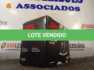 LOTE 206 - 01 LIXADEIRA ORBITAL DE PALMA 7232 200W-1/4 DE LIXA 220V MARCA SKIL. (NOVA) (NO ESTADO)