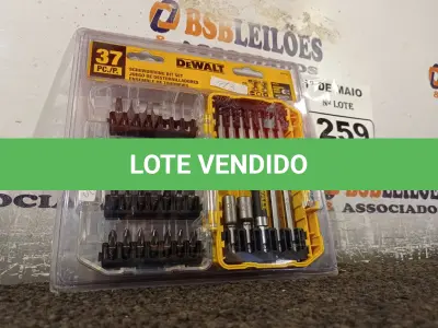 LOTE 259 - 01 KIT JOGO 37 PEÇAS PARA PARAFUSADEIRA DEWALT COM ESTOJO. (NOVO) (NO ESTADO)