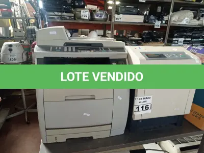 LOTE 116 - 02 IMPRESSORAS A LASER MARCAS E MODELOS DIVERSOS. (NO ESTADO) ATENÇÃO! FAZER A VISITAÇÃO ANTES DE ARREMATAR, NÃO SABEMOS SE FUNCIONA. LEILÃO NÃO TEM GARANTIA E NEM DEVOLUÇÃO, SUJEITO A POSSÍVEIS AVARIAS VISÍVEIS/OCULTAS E/OU AUSÊNCIA DE COMPONENTES.
