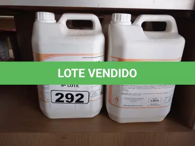 LOTE 292 - 20 LITROS DE SABONETE DE ESPUMA ANTISSÉPTICO. (NO ESTADO) ATENÇÃO! FAZER A VISITAÇÃO ANTES DE ARREMATAR, NÃO SABEMOS SE FUNCIONA. LEILÃO NÃO TEM GARANTIA E NEM DEVOLUÇÃO, SUJEITO A POSSÍVEIS AVARIAS VISÍVEIS/OCULTAS E/OU AUSÊNCIA DE COMPONENTES.
