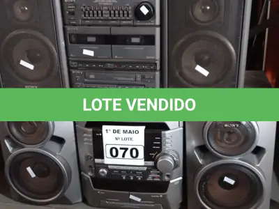 LOTE 070 - 02 APARELHOS DE SOM MARCAS E MODELOS DIVERSOS. (NO ESTADO) ATENÇÃO! FAZER A VISITAÇÃO ANTES DE ARREMATAR, NÃO SABEMOS SE FUNCIONA. LEILÃO NÃO TEM GARANTIA E NEM DEVOLUÇÃO, SUJEITO A POSSÍVEIS AVARIAS VISÍVEIS/OCULTAS E/OU AUSÊNCIA DE COMPONENTES.