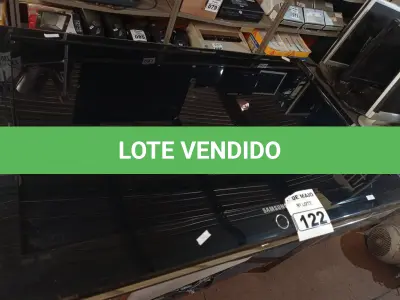 LOTE 122 - 01 TV SAMSUNG 40” POL PARA RETIRADA DE PEÇAS. (NO ESTADO) ATENÇÃO! FAZER A VISITAÇÃO ANTES DE ARREMATAR, NÃO SABEMOS SE FUNCIONA. LEILÃO NÃO TEM GARANTIA E NEM DEVOLUÇÃO, SUJEITO A POSSÍVEIS AVARIAS VISÍVEIS/OCULTAS E/OU AUSÊNCIA DE COMPONENTES.