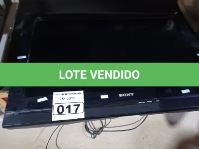LOTE 017 - 01 TV SONY 32” POL PARA RETIRADA DE PEÇAS. (NO ESTADO) ATENÇÃO! FAZER A VISITAÇÃO ANTES DE ARREMATAR, NÃO SABEMOS SE FUNCIONA. LEILÃO NÃO TEM GARANTIA E NEM DEVOLUÇÃO, SUJEITO A POSSÍVEIS AVARIAS VISÍVEIS/OCULTAS E/OU AUSÊNCIA DE COMPONENTES.