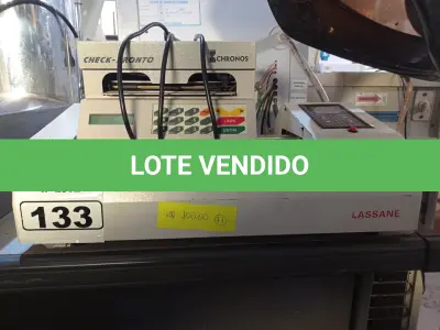 LOTE 133 - 01 PLASTIFICADORA LASSANE E 01 IMPRESSORA DE CHEQUES. (NO ESTADO) ATENÇÃO! FAZER A VISITAÇÃO ANTES DE ARREMATAR, NÃO SABEMOS SE FUNCIONA. LEILÃO NÃO TEM GARANTIA E NEM DEVOLUÇÃO, SUJEITO A POSSÍVEIS AVARIAS VISÍVEIS/OCULTAS E/OU AUSÊNCIA DE COMPONENTES.