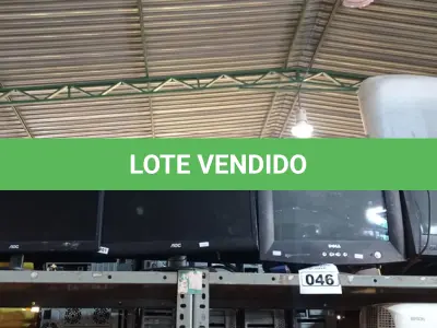 LOTE 046 - 01 LOTE COM VÁRIOS MONITORES MARCAS E MODELOS DIVERSOS. (NO ESTADO) ATENÇÃO! FAZER A VISITAÇÃO ANTES DE ARREMATAR, NÃO SABEMOS SE FUNCIONA. LEILÃO NÃO TEM GARANTIA E NEM DEVOLUÇÃO, SUJEITO A POSSÍVEIS AVARIAS VISÍVEIS/OCULTAS E/OU AUSÊNCIA DE COMPONENTES.