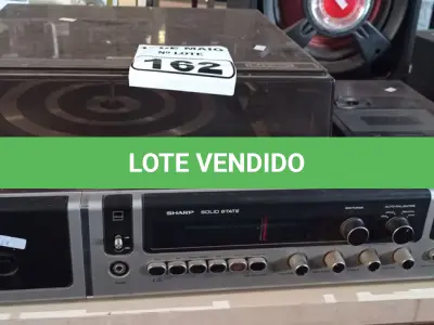 LOTE 162 - 01 TOCA DISCOS DE VINIL 2X1 MARCA SHARP. (NO ESTADO) ATENÇÃO! FAZER A VISITAÇÃO ANTES DE ARREMATAR, NÃO SABEMOS SE FUNCIONA. LEILÃO NÃO TEM GARANTIA E NEM DEVOLUÇÃO, SUJEITO A POSSÍVEIS AVARIAS VISÍVEIS/OCULTAS E/OU AUSÊNCIA DE COMPONENTES.