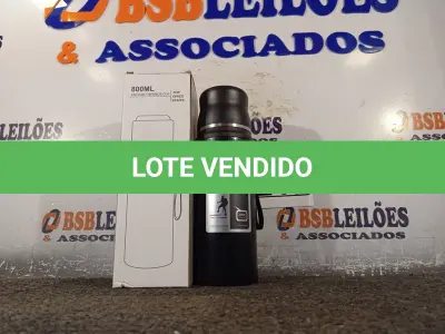 LOTE 246 - 01 GARRAFA TÉRMICA 800ML. (NO ESTADO) ATENÇÃO! FAZER A VISITAÇÃO ANTES DE ARREMATAR, NÃO SABEMOS SE FUNCIONA. LEILÃO NÃO TEM GARANTIA E NEM DEVOLUÇÃO, SUJEITO A POSSÍVEIS AVARIAS VISÍVEIS/OCULTAS E/OU AUSÊNCIA DE COMPONENTES.