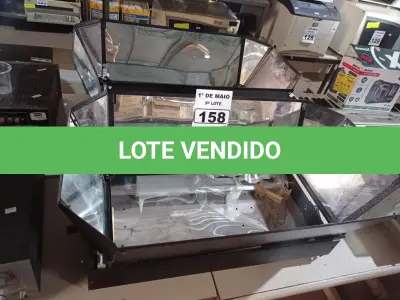 LOTE 158 - 02 LUMINÁRIAS PARA ESTÚDIO. (NO ESTADO) ATENÇÃO! FAZER A VISITAÇÃO ANTES DE ARREMATAR, NÃO SABEMOS SE FUNCIONA. LEILÃO NÃO TEM GARANTIA E NEM DEVOLUÇÃO, SUJEITO A POSSÍVEIS AVARIAS VISÍVEIS/OCULTAS E/OU AUSÊNCIA DE COMPONENTES.