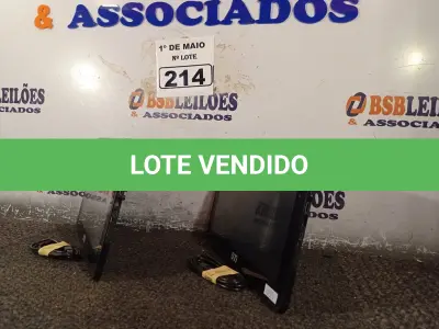 LOTE 214 - 02 TABLETS MARCAS E MODELOS DIVERSOS. (NO ESTADO) ATENÇÃO! FAZER A VISITAÇÃO ANTES DE ARREMATAR, NÃO SABEMOS SE FUNCIONA. LEILÃO NÃO TEM GARANTIA E NEM DEVOLUÇÃO, SUJEITO A POSSÍVEIS AVARIAS VISÍVEIS/OCULTAS E/OU AUSÊNCIA DE COMPONENTES.