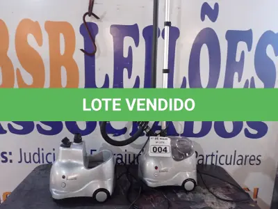 LOTE 004 - 02 FERROS DE PASSAR A VAPOR MARCAS SUGGAR SENDO 01 INCOMPLETO. (NO ESTADO) ATENÇÃO! FAZER A VISITAÇÃO ANTES DE ARREMATAR, NÃO SABEMOS SE FUNCIONA. LEILÃO NÃO TEM GARANTIA E NEM DEVOLUÇÃO, SUJEITO A POSSÍVEIS AVARIAS VISÍVEIS/OCULTAS E/OU AUSÊNCIA DE COMPONENTES.