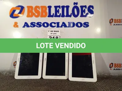 LOTE 218 - 03 TABLETS MARCAS PHILCO. (NO ESTADO) ATENÇÃO! FAZER A VISITAÇÃO ANTES DE ARREMATAR, NÃO SABEMOS SE FUNCIONA. LEILÃO NÃO TEM GARANTIA E NEM DEVOLUÇÃO, SUJEITO A POSSÍVEIS AVARIAS VISÍVEIS/OCULTAS E/OU AUSÊNCIA DE COMPONENTES.