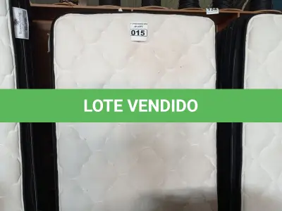 LOTE 015 - 01 COLCHÃO COM BASE. MARCA ECLIPSE (NO ESTADO) (TWIN MATRESS) AU1873U E BF8628J