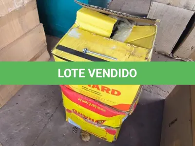 LOTE 019 - 01 LOTE DE PARAFUSOS AUTO BROCANTE PARA TELHADO. (NO ESTADO)