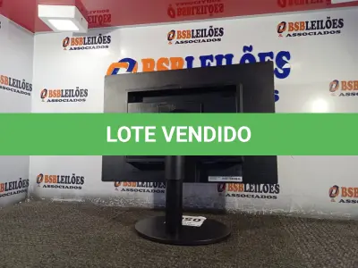 LOTE 050 - 01 MONITOR 22’’ MARCA SAMSUNG. (DISPLAY) (NO ESTADO) AV9483N