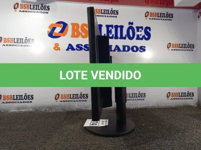 LOTE 074 - 01 MONITOR 22’’ MARCA SAMSUNG. (DISPLAY) (NO ESTADO) AV9610D