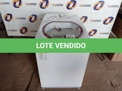 LOTE 022 - 01 MÁQUINA DE LAVAR ROUPAS DE 15 KG MARCA BRASTEMP 220V. (WASHER MACHINE) (NO ESTADO) AV9353H